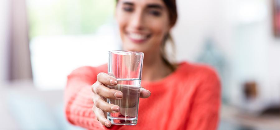 Master the art of proper hydration! Explore essential tips and techniques for drinking water the right way. Unlock the benefits of staying well-hydrated today.
