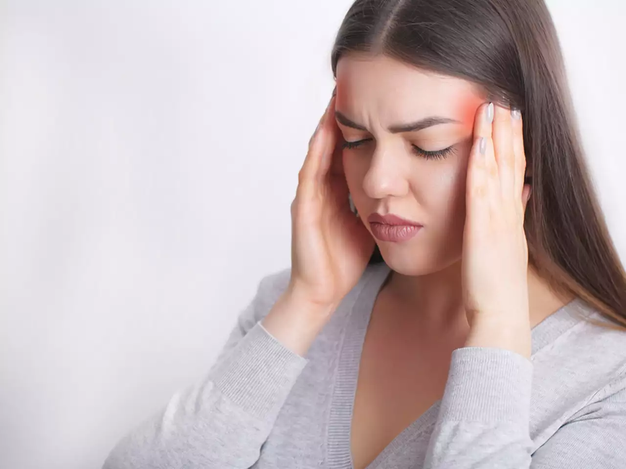 Discover the environmental triggers behind migraine pain. Explore how factors like light, sound, weather, and more can influence migraine attacks. Learn to identify and manage these triggers to gain better control over your migraine episodes. Start your journey to migraine relief with our expert insights.