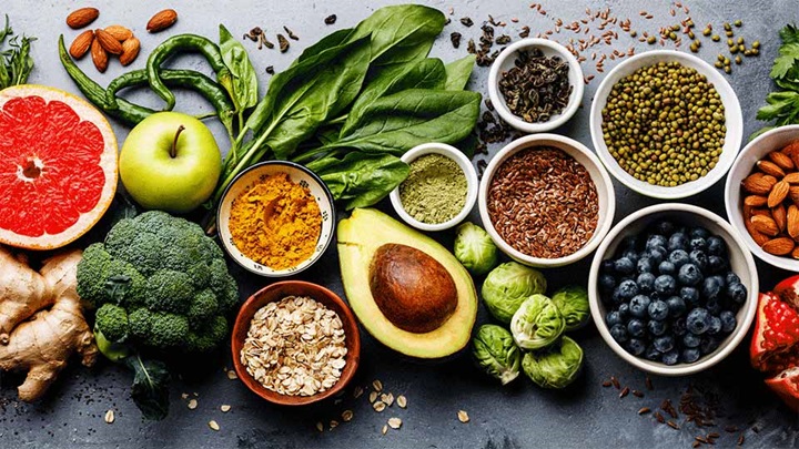 Discover the key players in the world of superfoods, your ticket to enhanced health and boundless energy. Explore expert insights into these nutritional powerhouses and learn how they can transform your well-being. Unleash the potential of superfoods for a healthier and more energetic life.