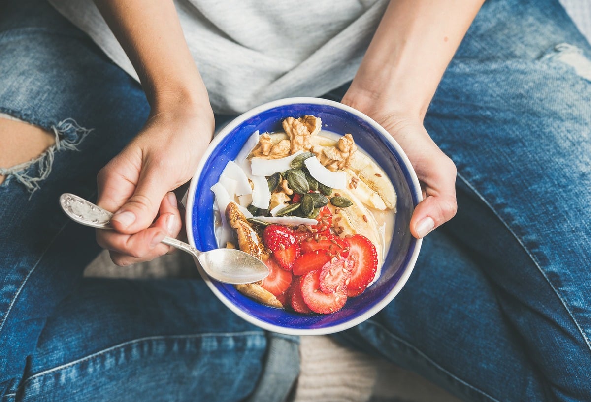 Energize your day by fueling up with a nutritious breakfast. Discover the importance of a well-balanced morning meal in enhancing your energy, focus, and overall health. Explore delicious and easy breakfast ideas to kickstart your mornings on the right note.