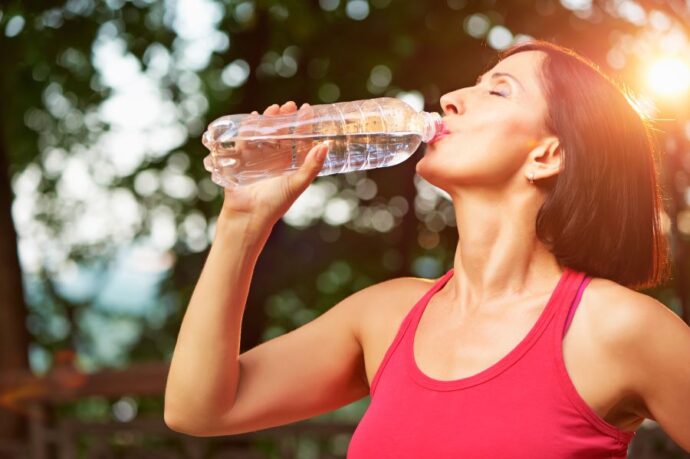 Quench your thirst and boost your vitality with hydrating drinks. Discover refreshing beverages that not only keep you hydrated but also provide an energizing and invigorating effect to keep you at your best.