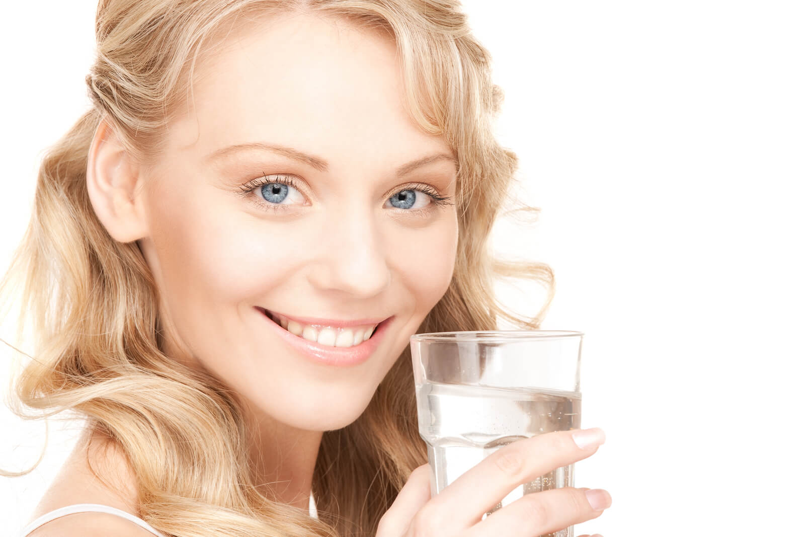 Discover the vital link between hydration and healthy eyes. Learn how proper hydration can prevent dry eye, improve visual comfort, and support overall eye health. Explore tips for staying well-hydrated and maintaining optimal moisture levels for clear and comfortable vision.
