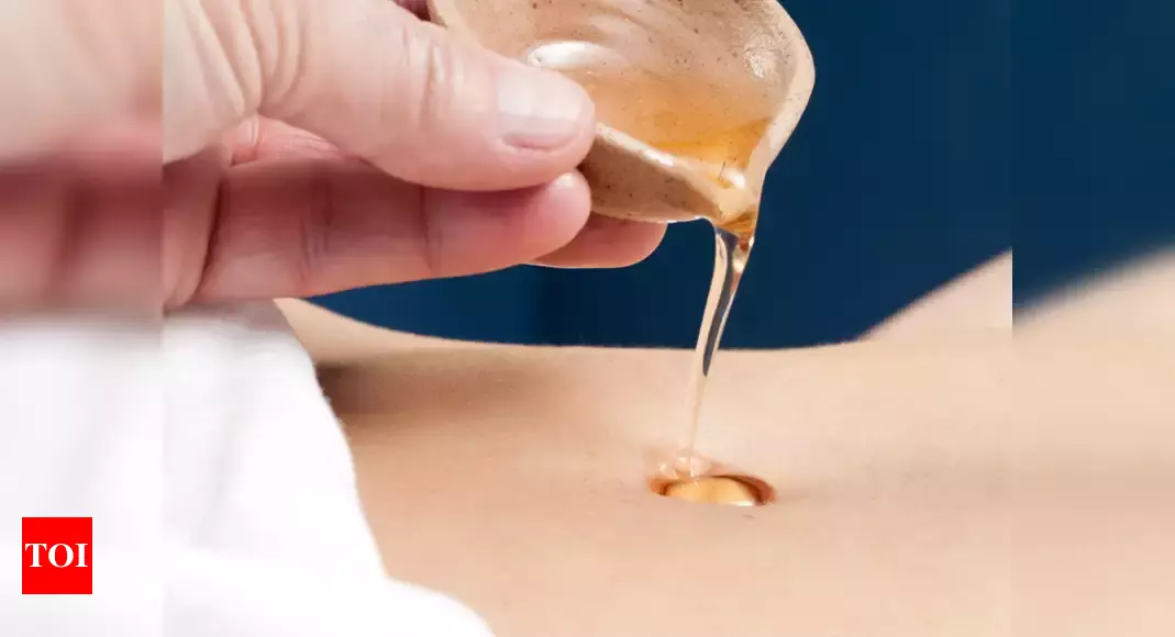 Uncover the scientific principles behind navel oiling and its potential effects on weight management and stress reduction. Explore the evidence and mechanisms supporting this ancient practice in modern wellness. Gain a deeper understanding of holistic approaches to better health.